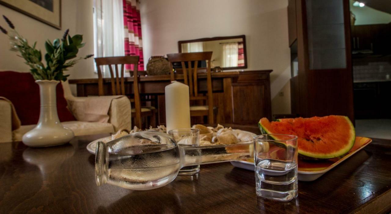 Elizabeth'S Place Heraklion  Ngoại thất bức ảnh