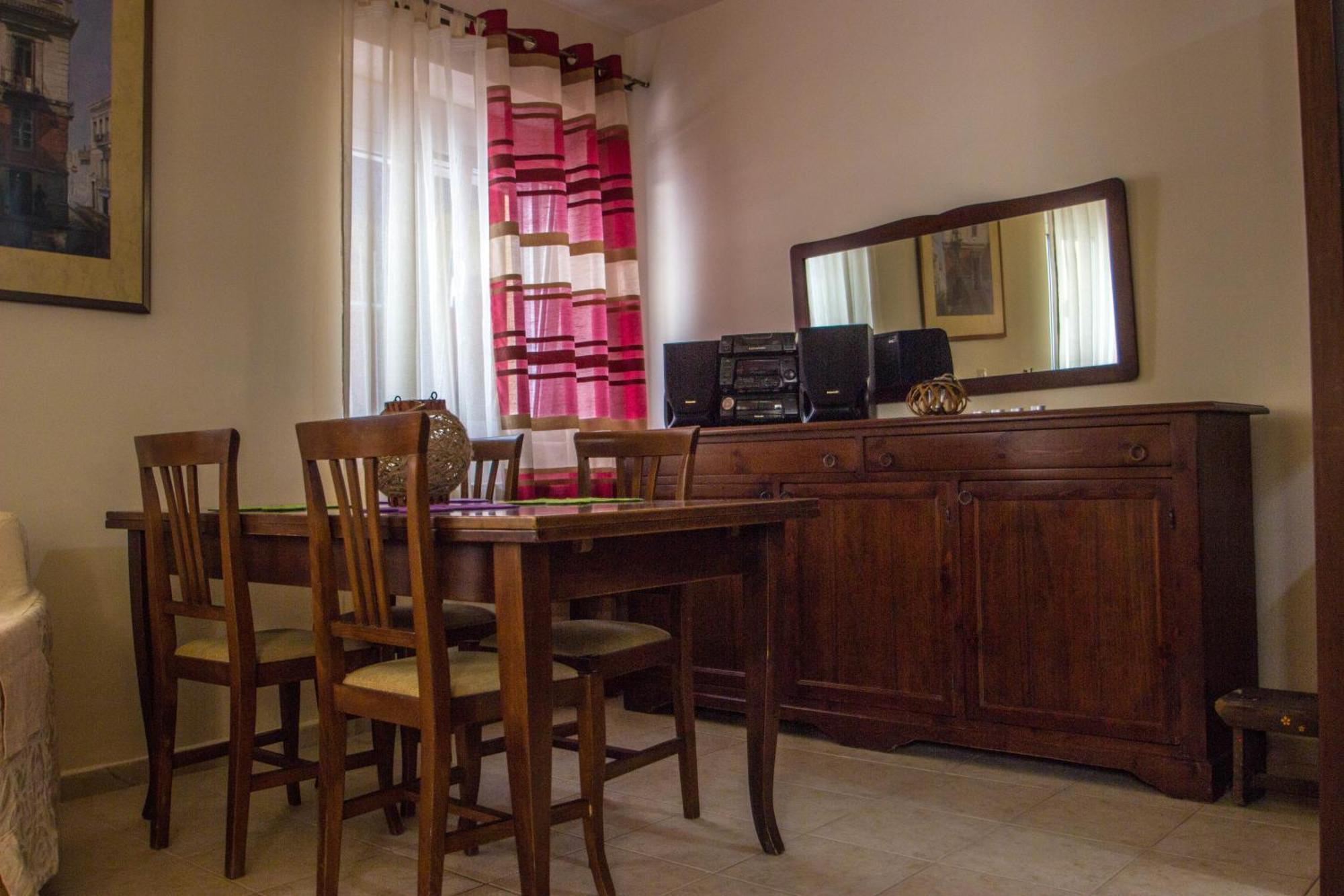 Elizabeth'S Place Heraklion  Ngoại thất bức ảnh