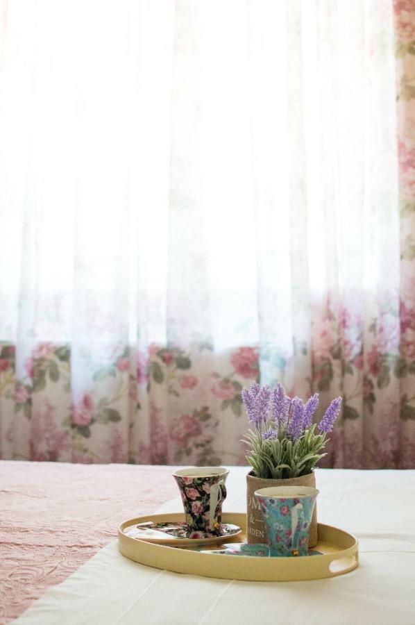 Elizabeth'S Place Heraklion  Ngoại thất bức ảnh